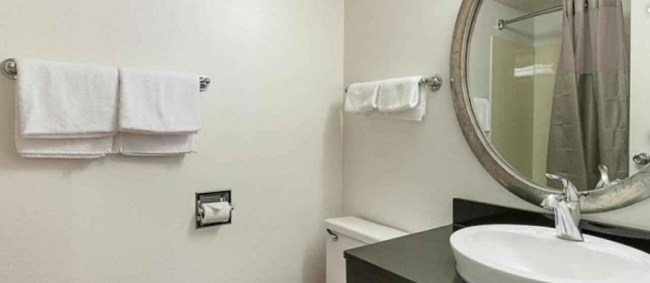Studio 6 Wichita, Ks - Airport 외부 사진
