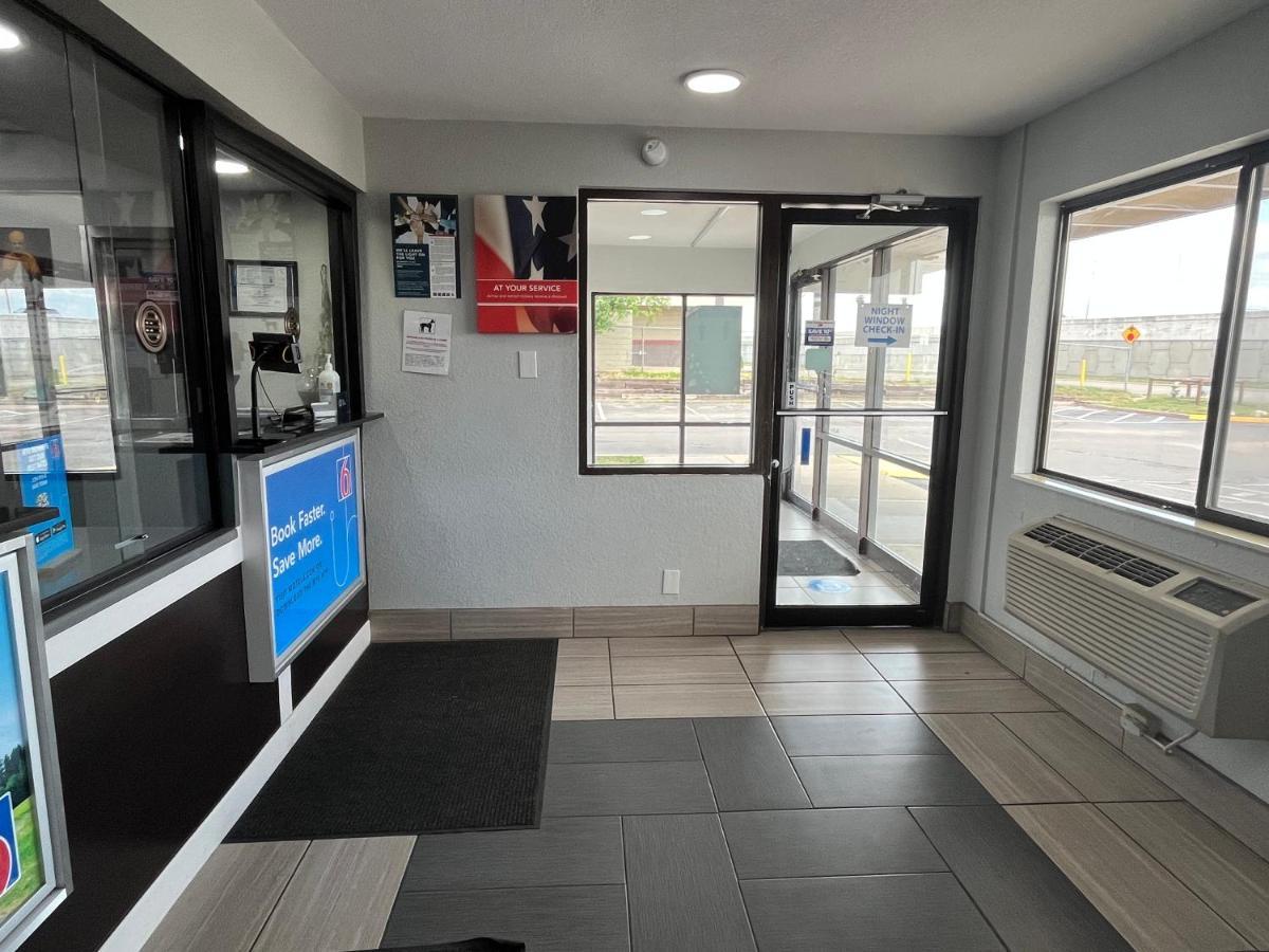 Studio 6 Wichita, Ks - Airport 외부 사진
