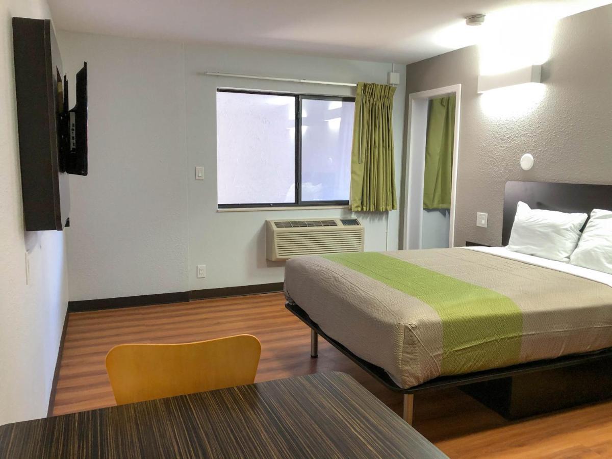 Studio 6 Wichita, Ks - Airport 외부 사진