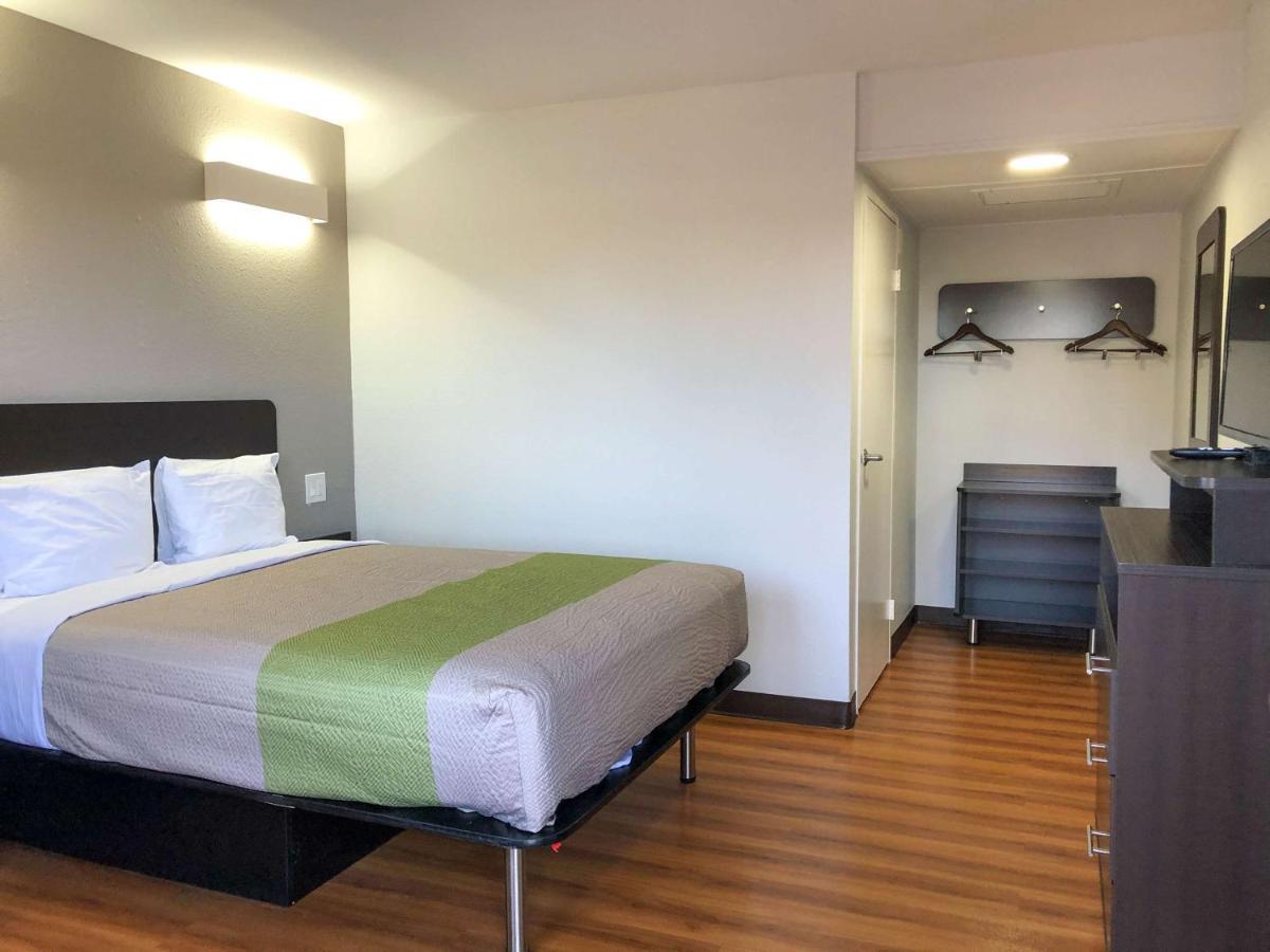 Studio 6 Wichita, Ks - Airport 외부 사진