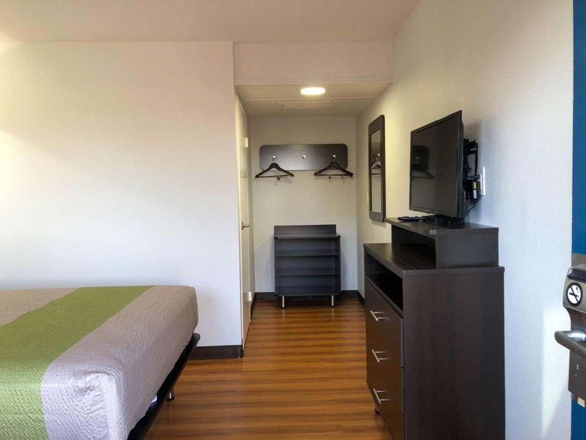 Studio 6 Wichita, Ks - Airport 외부 사진