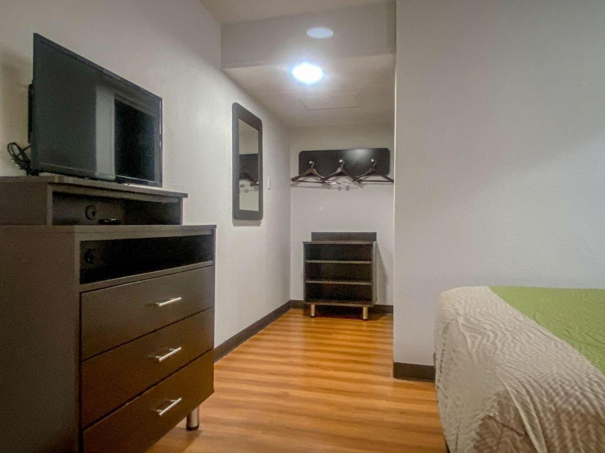 Studio 6 Wichita, Ks - Airport 외부 사진